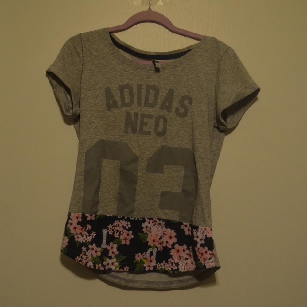 Adidas tee